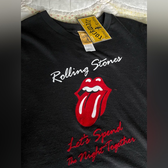Ladies Black Rolling Stones T-Shirt with Red Logo - Picture 2 of 2